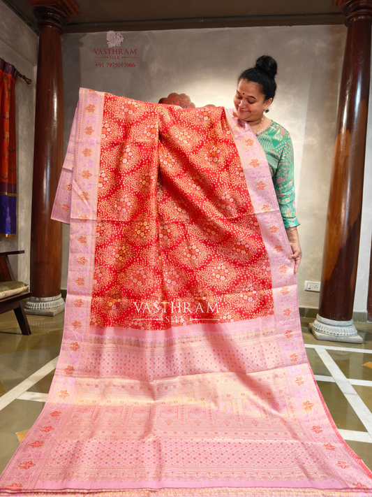 Red Colour Kanchivaram Silk Saree With Floral Zari Motif All Over