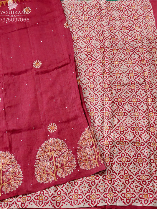 Brick Red Colour Tussar Silk Saree With Zero Mirror Work &Printed Floral Work All Over Code : KT036