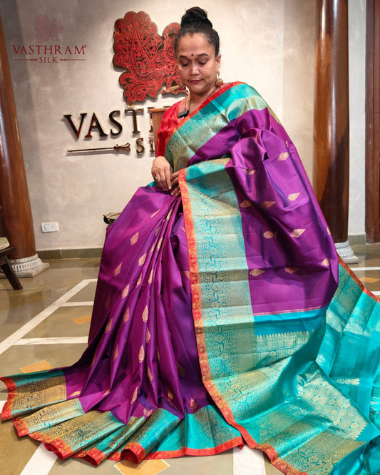 Magenta Colour Kanchivaram Silk Saree With Zari Butta All Over Code : KA0499