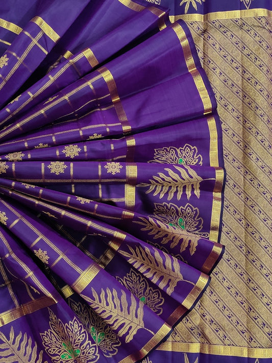 Purple Colour Kanchivaram Silk Saree With Zari Motif