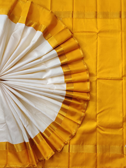 White Colour Kanchivaram Silk  Saree With Plain Body