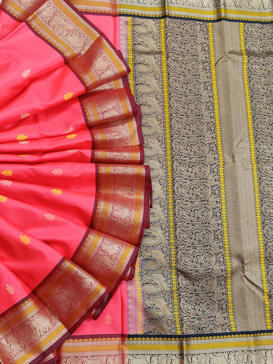 Pink Colour Kanchivaram Silk Saree With Thread Woven Motif