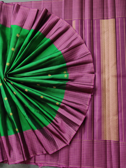 Green Colour Kanchivaram Silk With Zari motif