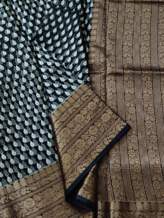 Semi Banarasi Code : J01221VB2752208
