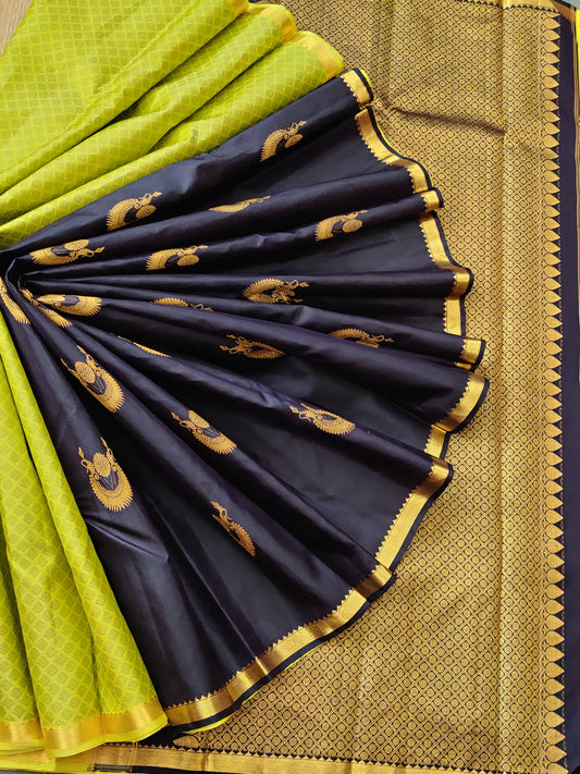 Parrot Green Colour Kanchivaram Silk Saree With Zari Motif