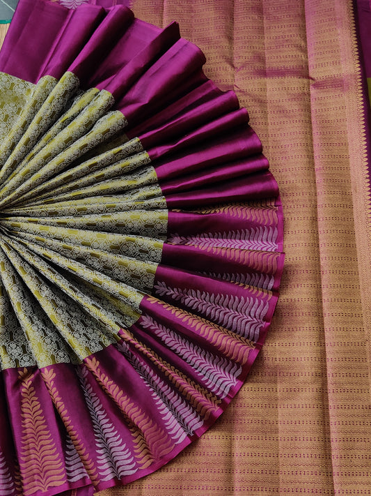 Mehandi Green Colour Kanchivaram Silk Saree With Thread Woven Motif