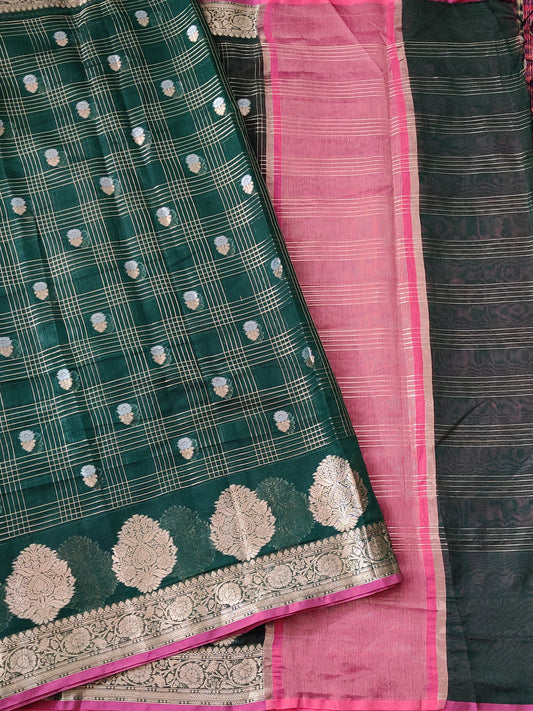 Green Colour Semi Banarsi Saree With Zari motif All Over Code : VB085
