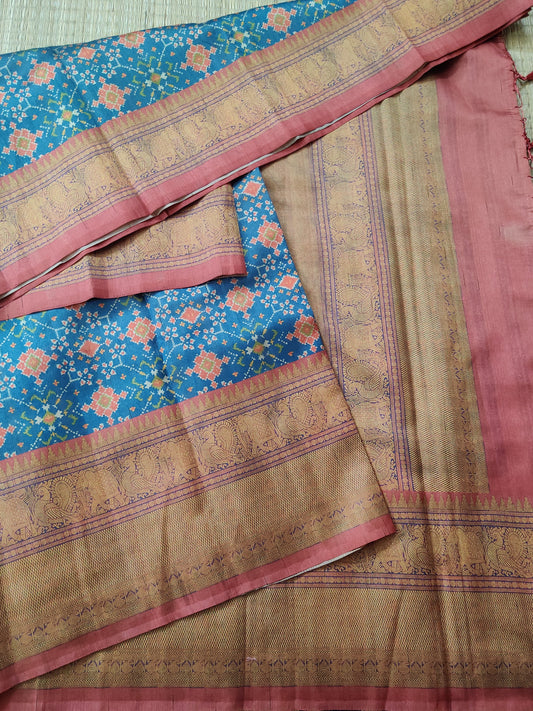 Grey Colour Semi Banarasi Saree With Digital Print All Over Code : VB0223