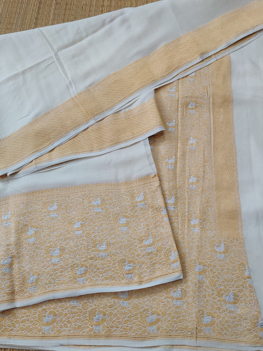 Off White Colour Banarasi Georgette Saree With Plain Body Code : VB0309