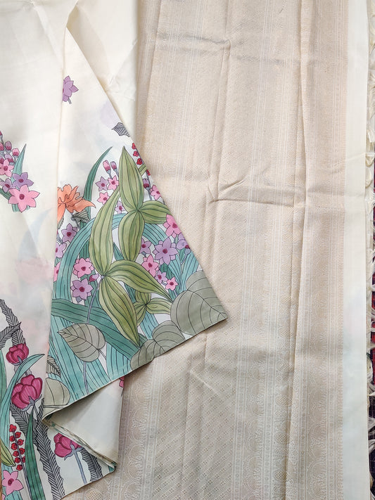 White Colour Pure Silk Pure Zari Kanchivaram Silk Saree With Hand Painting All Over Code : KA0343