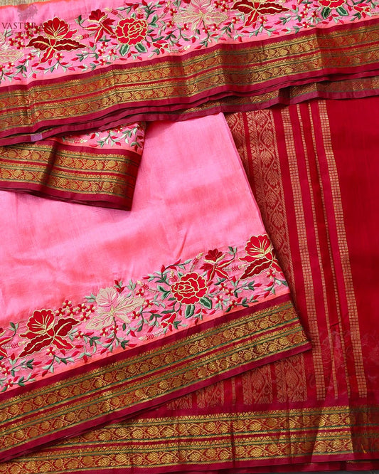 Pink Colour Silk Cotton Saree With Plain Body