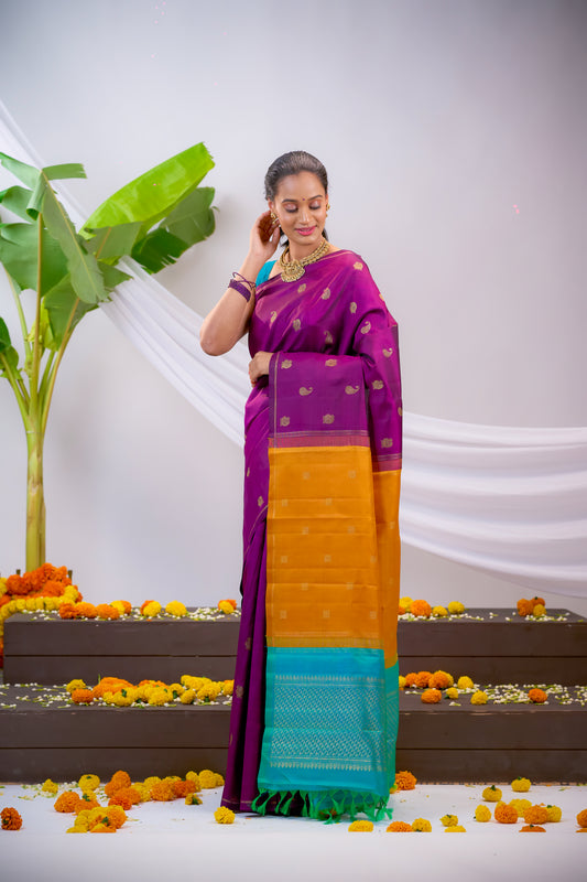 Magenta Colour Pure Silk Pure Zari Kanchivaram Silk Saree With Zari Motif All Over