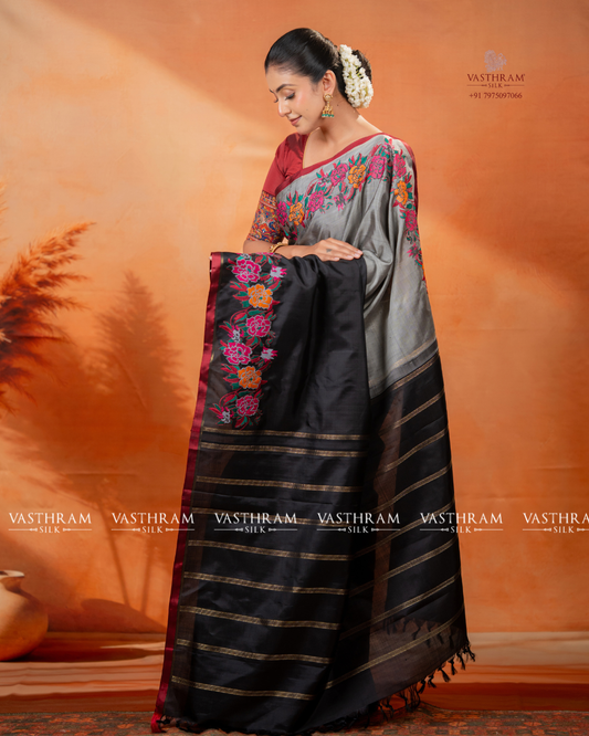 Black & Grey Colour Pure Zari Half/Half Kanchivaram Silk Saree With Plain Body Code : VA202605