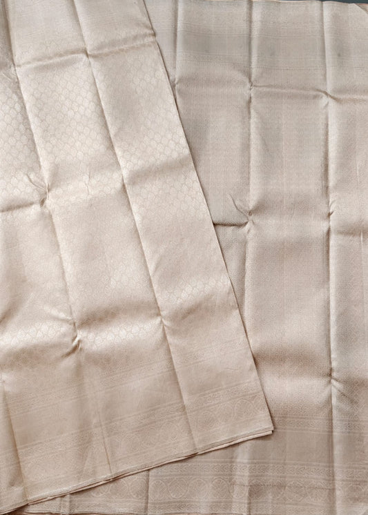 Cream Colour Kanchivaram Silk Saree With Zari Brocade Body Code : KA0383