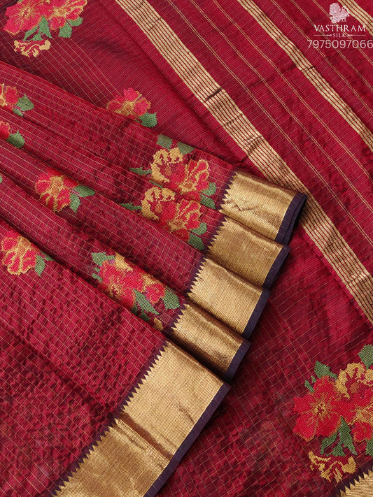 Maroon Colour Silk Cotton Saree With Zari & Cross Stitch All Over Code : SC043