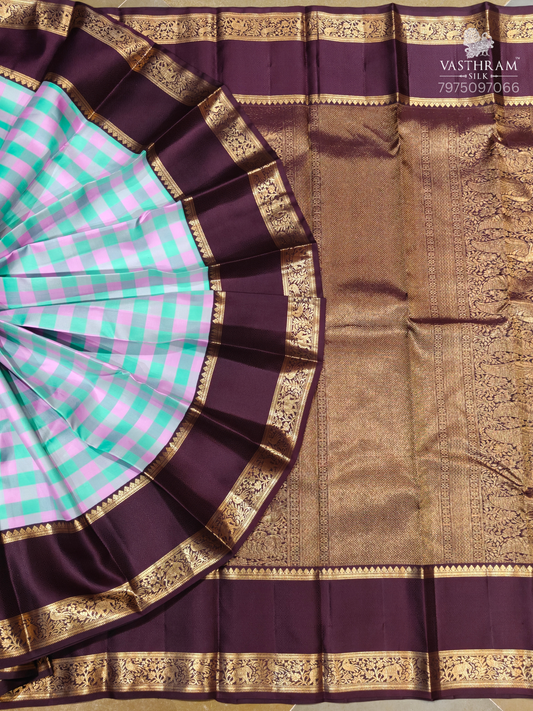 Green & Pink Colour Kanchivaram Silk Saree With Checks All Over Code : KA0430