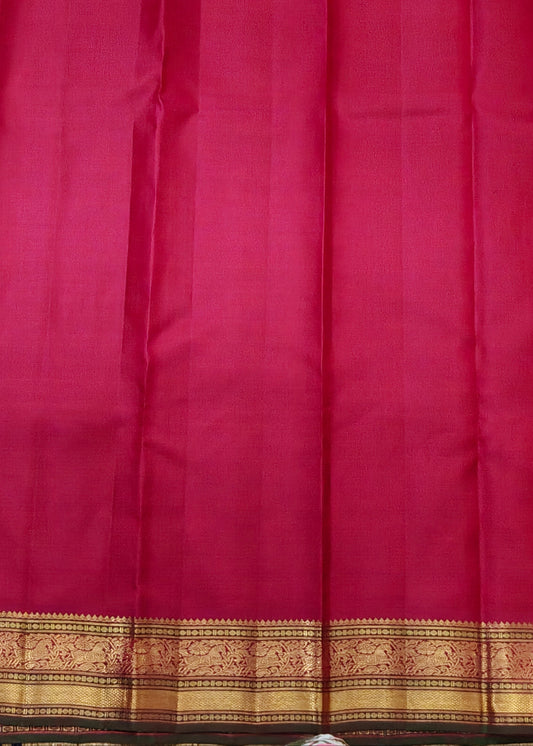 Bottle Green Colour Pure Zari Kanchivaram Silk Saree With Small Zari Butta All Over Code : KA0516