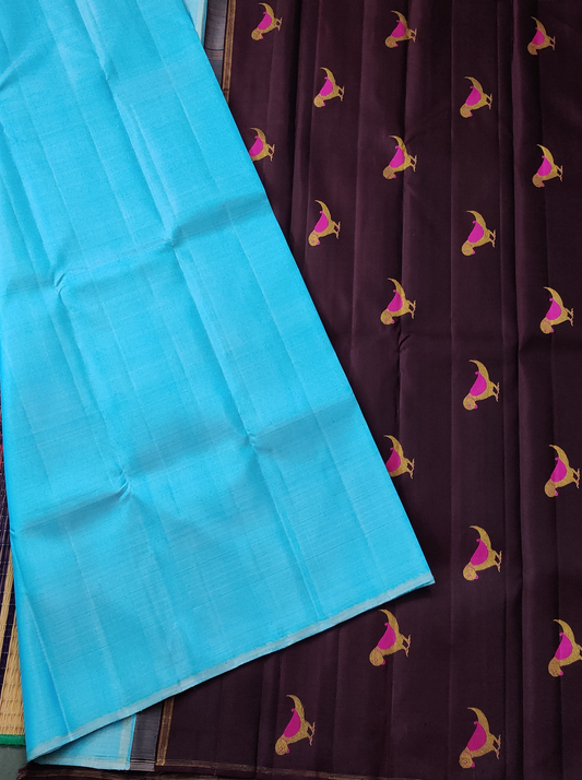 Sky Blue Colour Kanchivaram Silk Saree With Plain Body