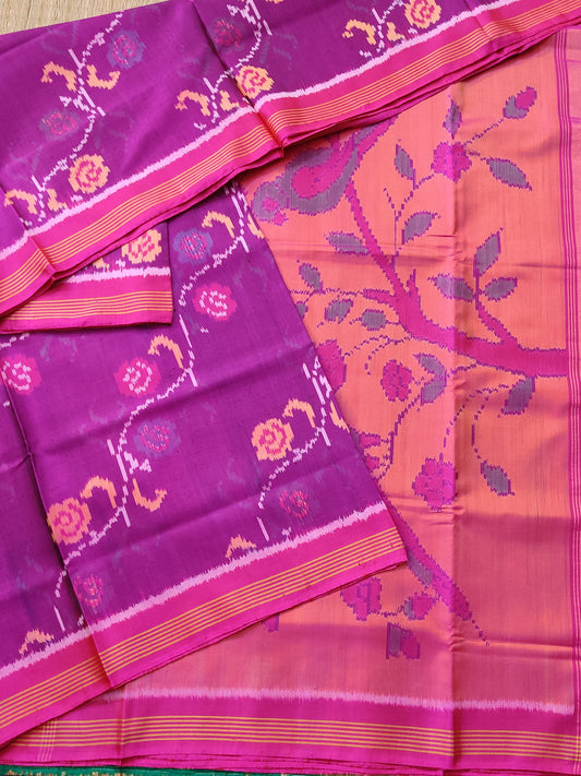 Magenta Colour Single Ikkat Patola Saree & With Thread Woven Motif All Over