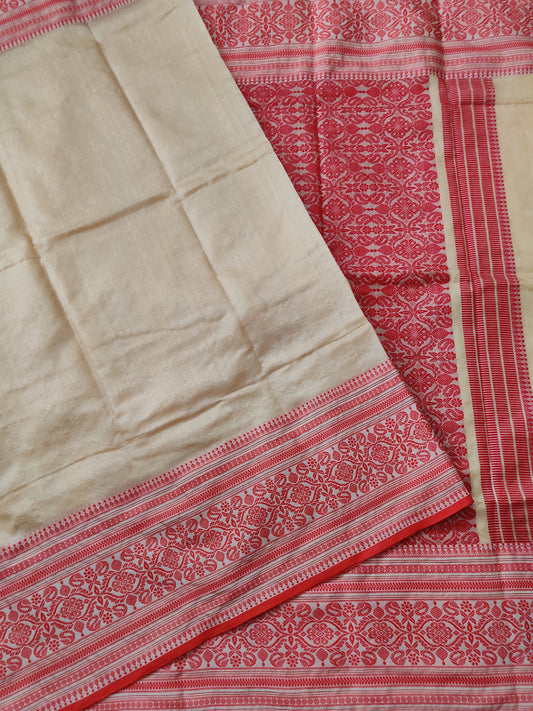 Cream Colour Tussar Silk Saree With Plain Body