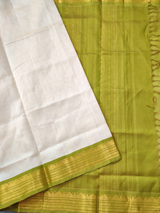 Off White Colour Silk Cotton Saree With Plain Body