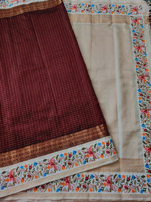 Brown Colour Silk Cotton Saree With Zari Checks All Over Code : SC017