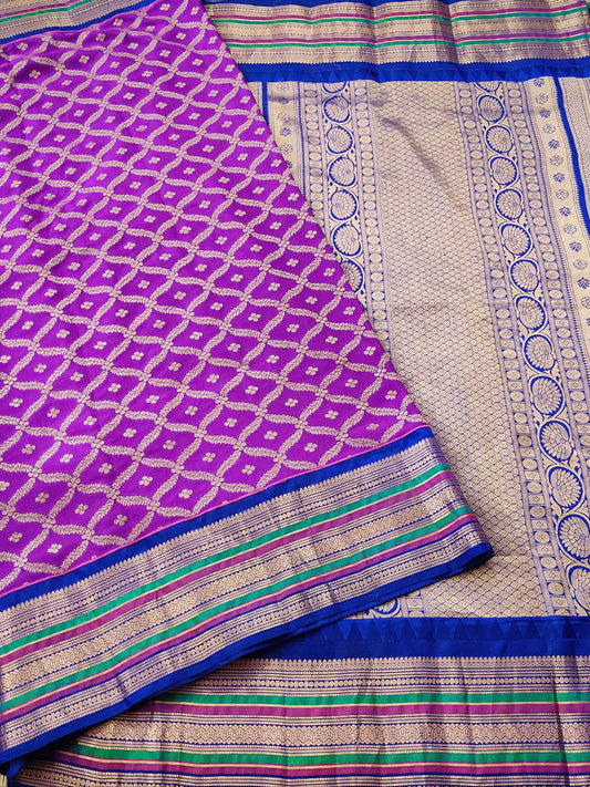 Magenta Colour Georgette & Gadwal Fusion Saree Code : VB0212