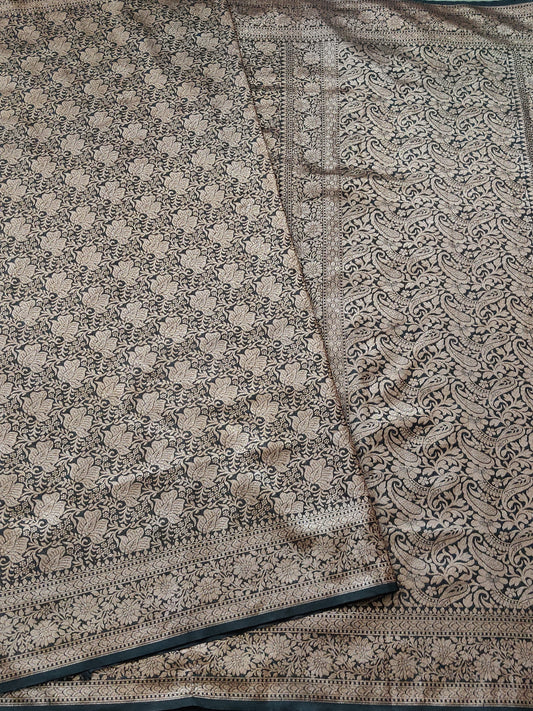 Black Colour Semi Banarasi Saree With Antique Zari Brocade Body Code : VB0215