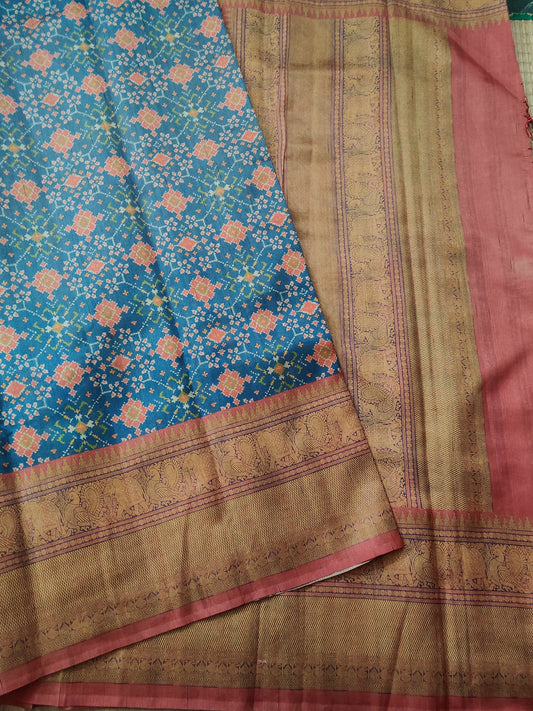 Grey Colour Semi Banarasi Saree With Digital Print All Over Code : VB0223