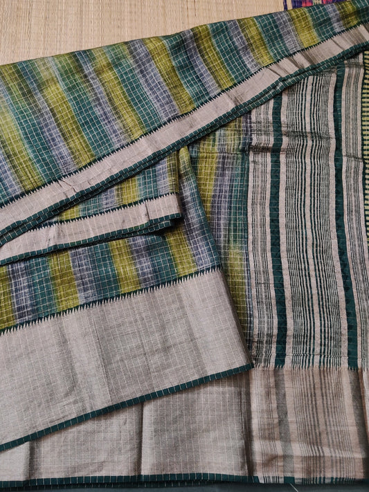 Green Colour Semi Banarasi Saree With Zari Checks All Over Code : VB0260