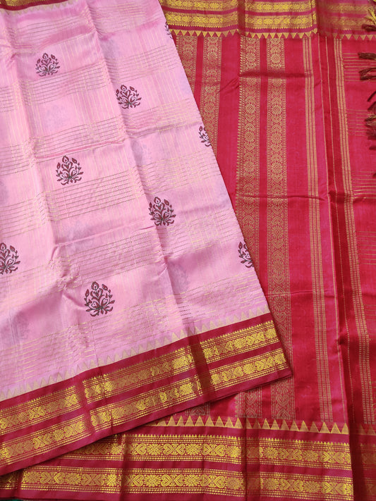 Baby Pink Colour Silk Cotton Saree With Zari Checks All Over Code : SC029