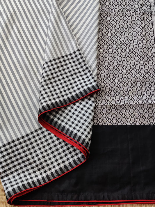 Black & White Colour Kuppadam Silk Saree With Thread Woven Stripes All Over Code : SS008