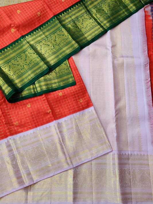 Red Colour Kanchivaram Silk Saree With Big Zari Checks All Over Code : KA0261