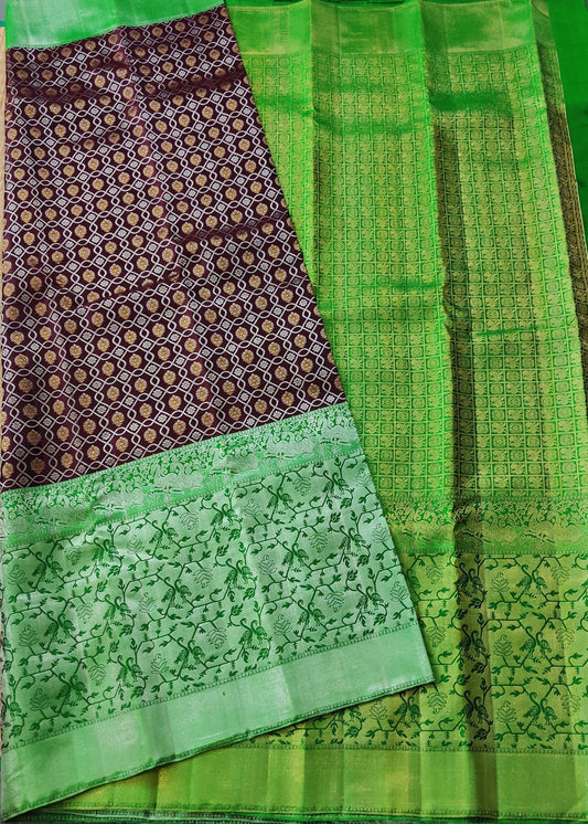 Brown Colour Kanchivaram Silk Saree With Silver & Gold Zari Motif Body Code : KA0265