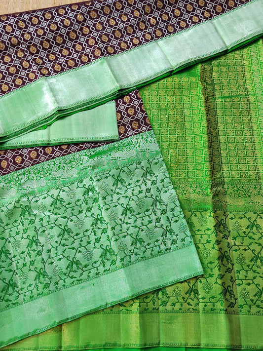 Brown Colour Kanchivaram Silk Saree With Silver & Gold Zari Motif Body Code : KA0265