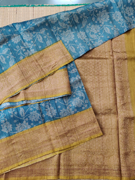 Greyish Blue Colour tussar Silk Saree With Digital Floral Print All Over Code : VB0348