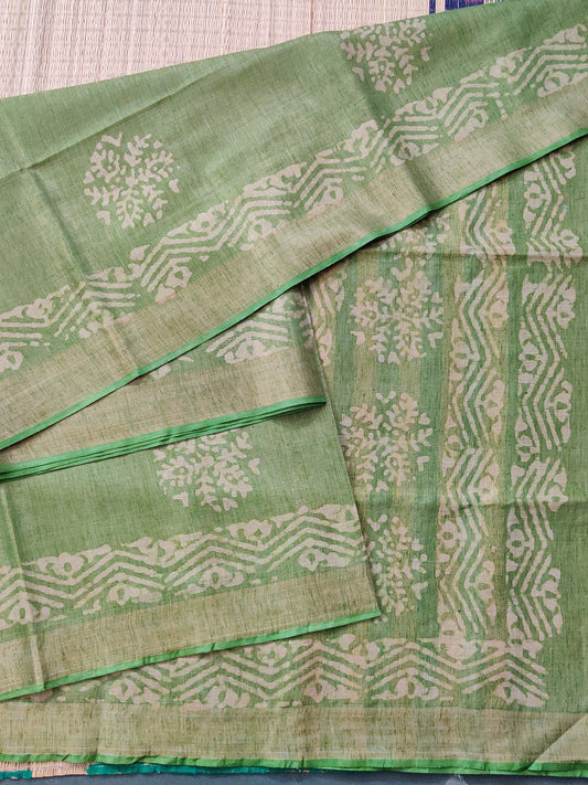 Light Green Colour Semi Banarasi Saree With Batik Print All Over Code : VB0345