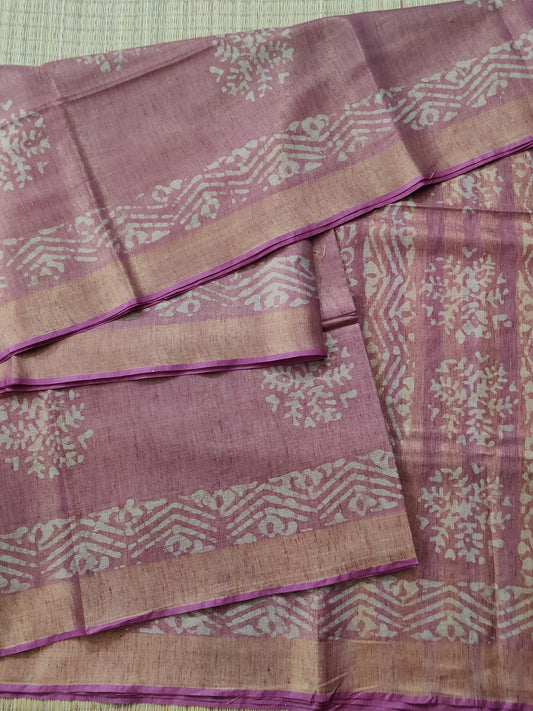 Onion Pink Colour Semi Banarasi Saree With Batik Print All Over Code : VB0344