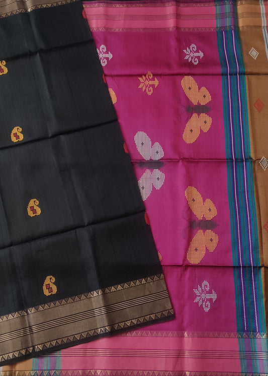 Black Colour Kanchivaram Silk Saree With Thread Woven Mango Motif All Over Code : VB0406