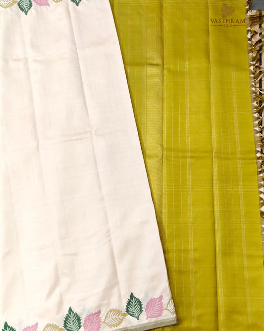 Cream Colour Pure Zari Kanchivaram Silk Saree With Plain Body Code : KA0508
